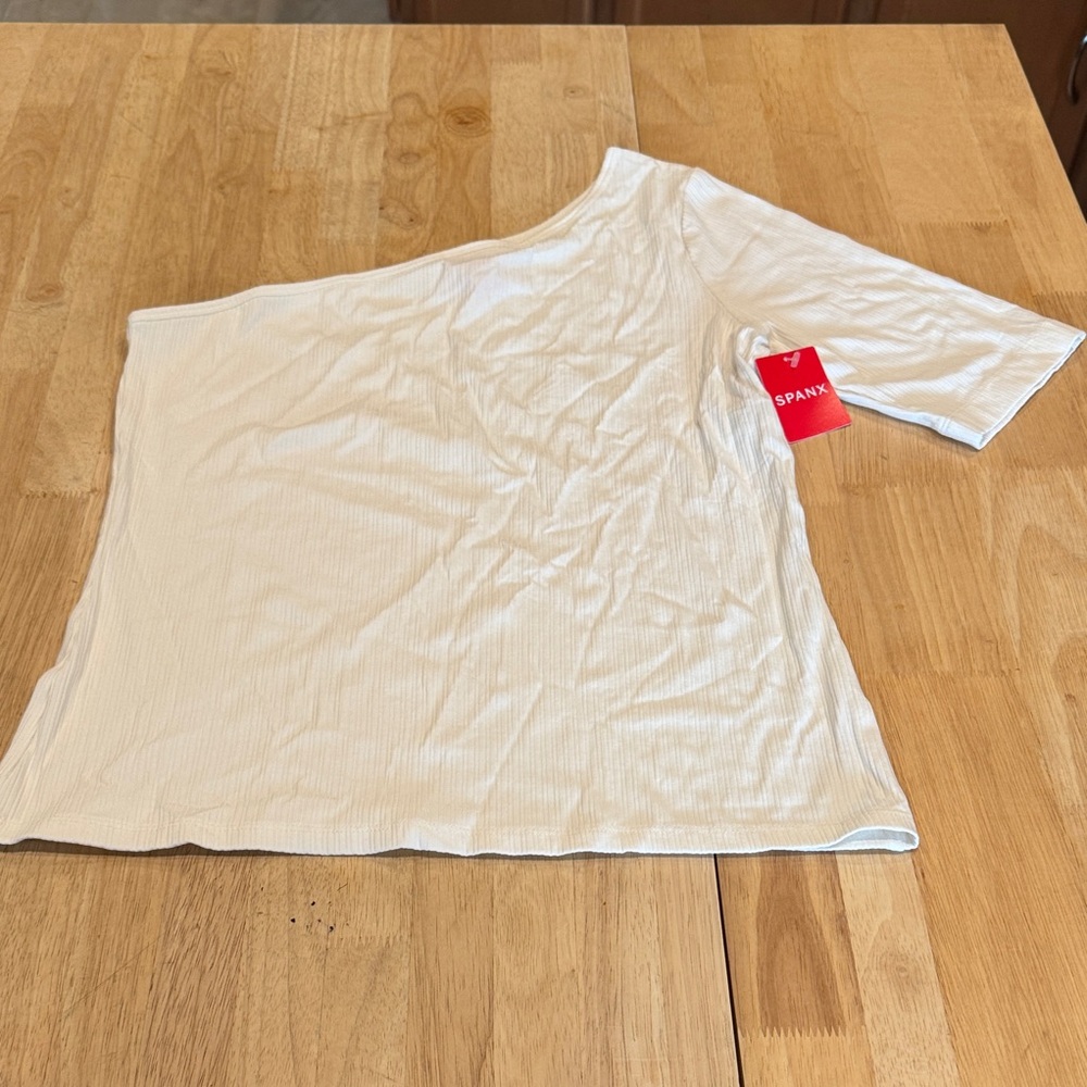 SPANX Ivory Ribbed Top size large NWT